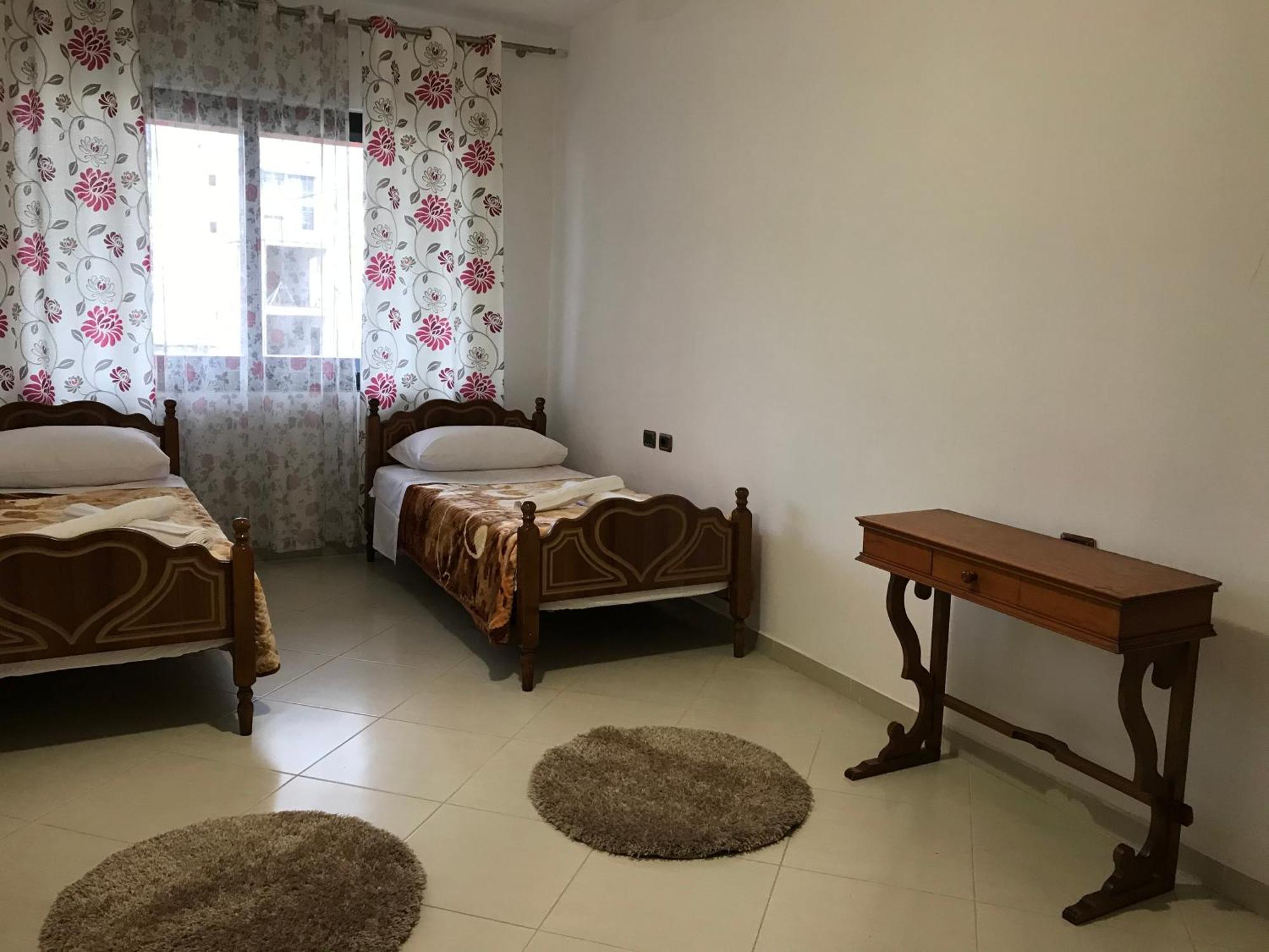 Home Sweet Home 1 - Guest House Tirana Pokój zdjęcie